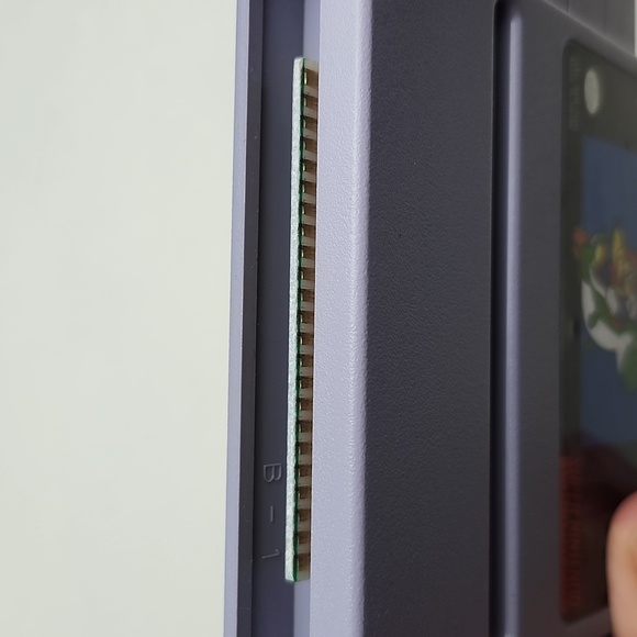 Super Mario World Super Nintendo SNES Platformer Retro Console Game AUTHENTIC - Picture 3 of 4